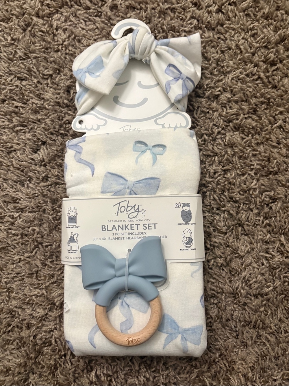 Toby Baby Bow Blanket Set in Light Blue - 3 Piece Kids Bibs Accessory